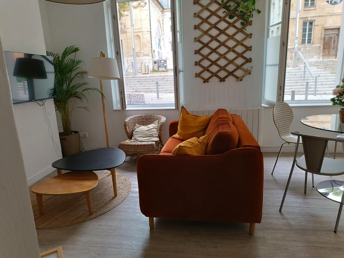 Apartamento Duplex Hypercentre Avec Parking Ruan Exterior foto